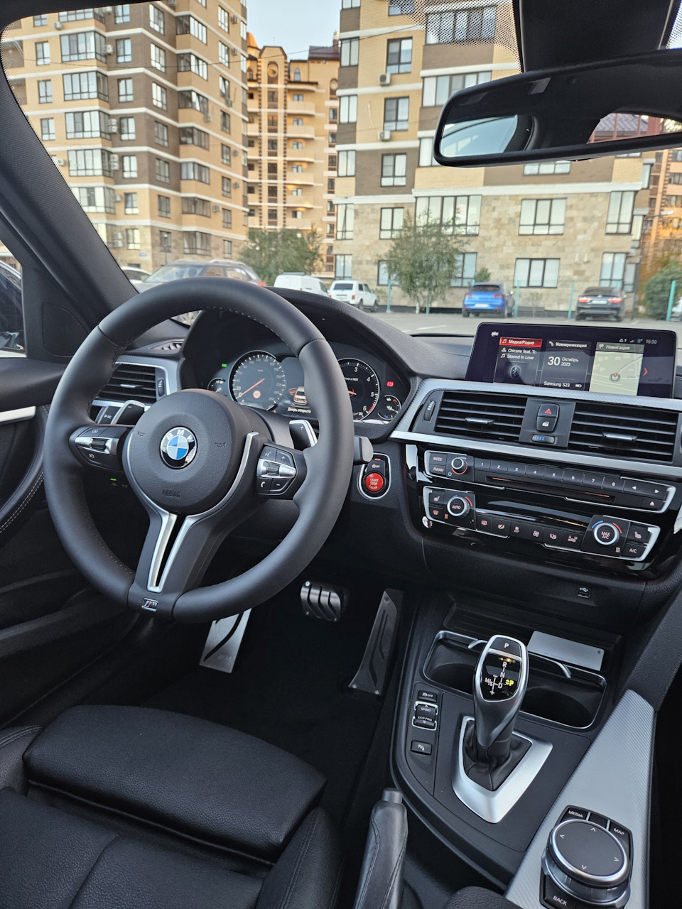 Накладка M руль — BMW 3 series (F30), 2 л, 2018 года | аксессуары | DRIVE2