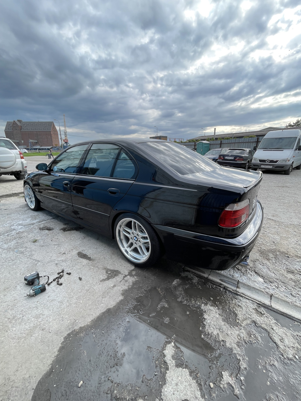 Опция S352A взамен S761A. Установка двойных боковых стекол. — BMW 5 ...