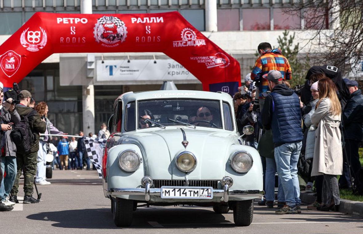 Старт сезона ралли на максималках — Tatra 87, 3 л, 1942 года | соревнования  | DRIVE2