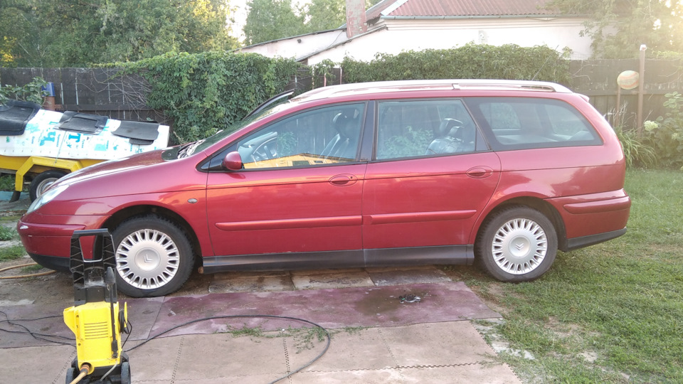 Как снять спойлер?.. — Citroen C5 (1G), 2,2 л, 2003 года | своими ...
