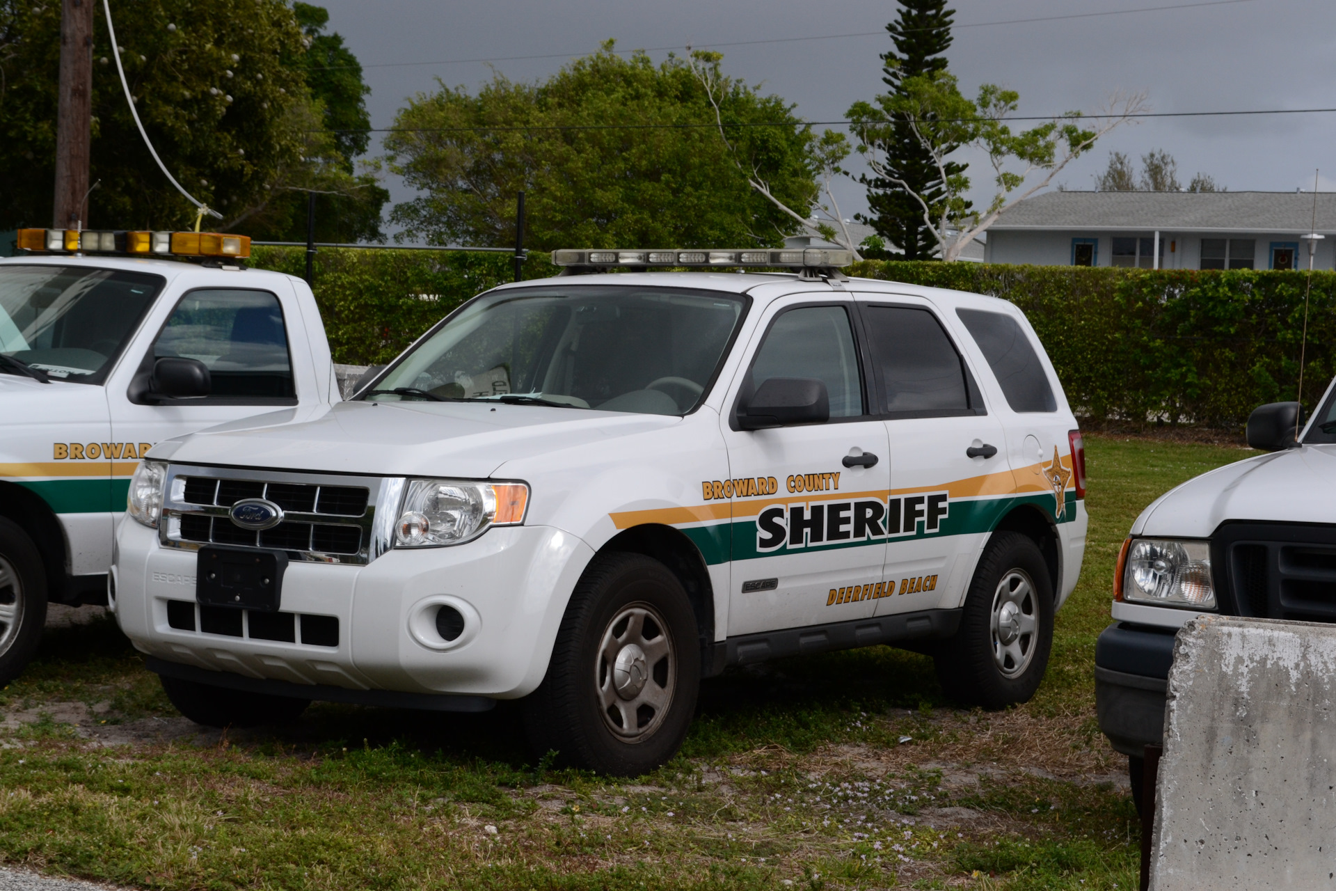 Ford Explorer Police Sheriff