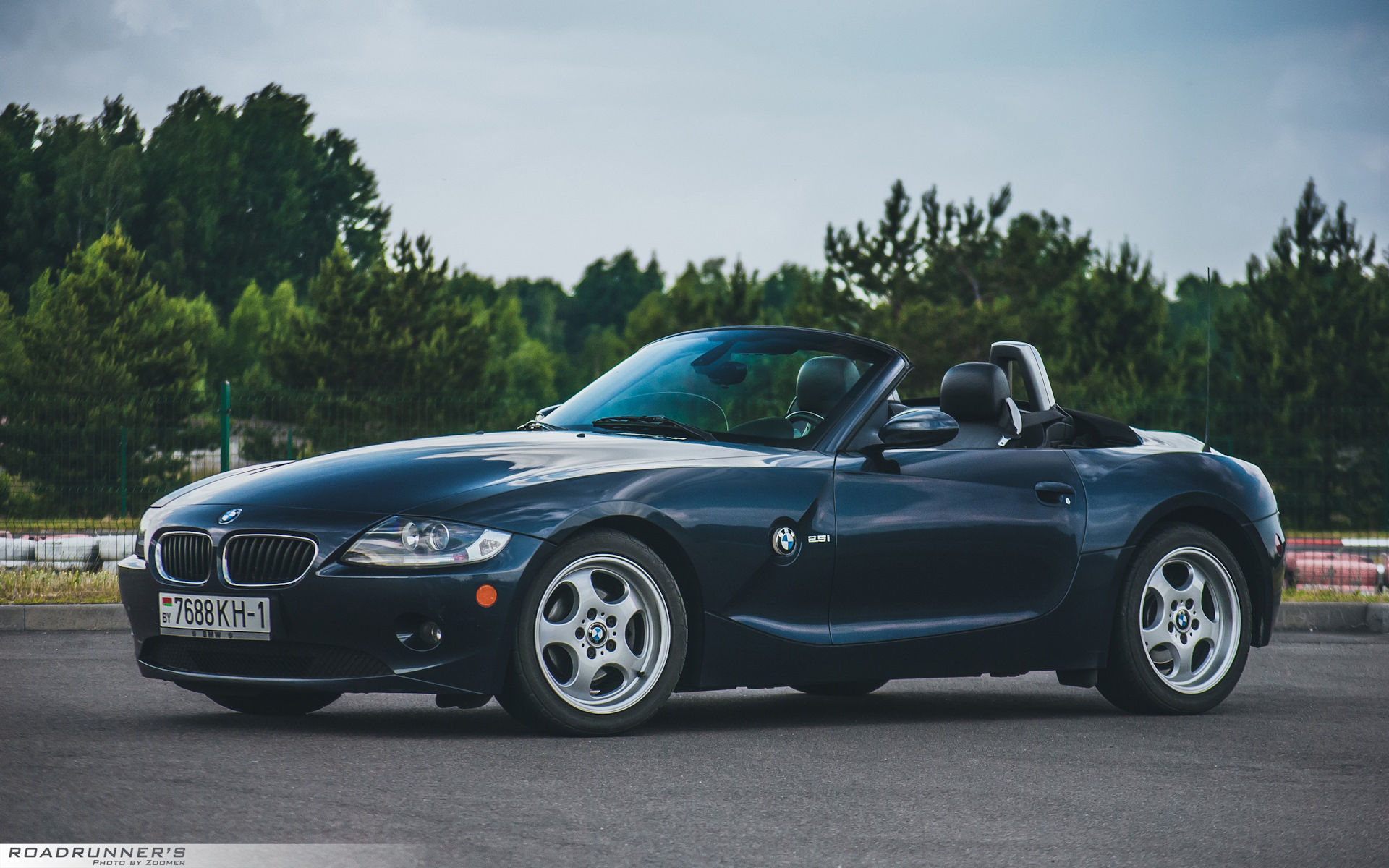 X 4 z 4. BMW z4 Roadster 19. BMW z4 Roadster Night. BMW родстер 618. BMW Z Drive.