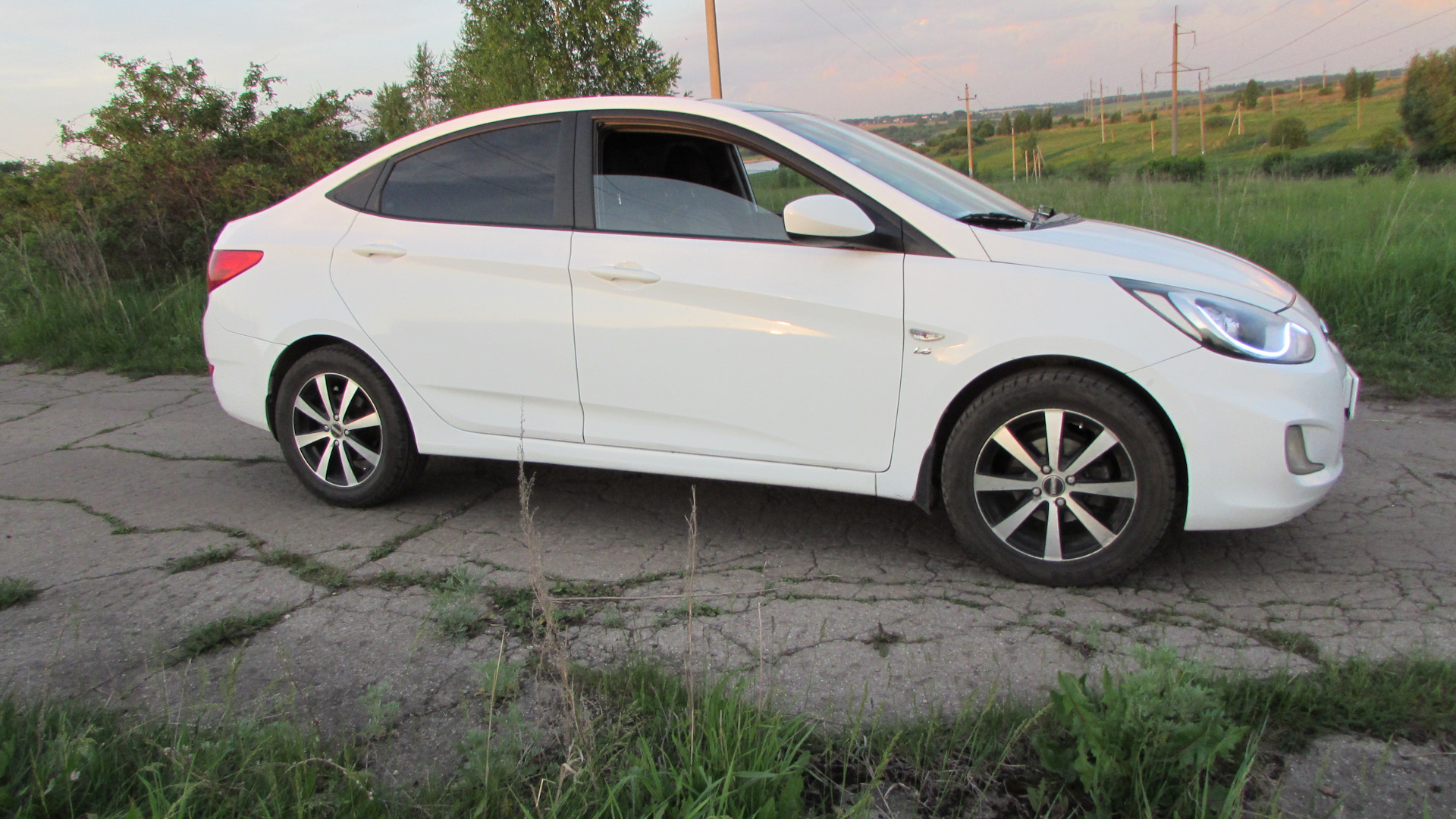 Hyundai Solaris 1.6 бензиновый 2012 | СолЯра 125 л.с. с колёс☠ на DRIVE2