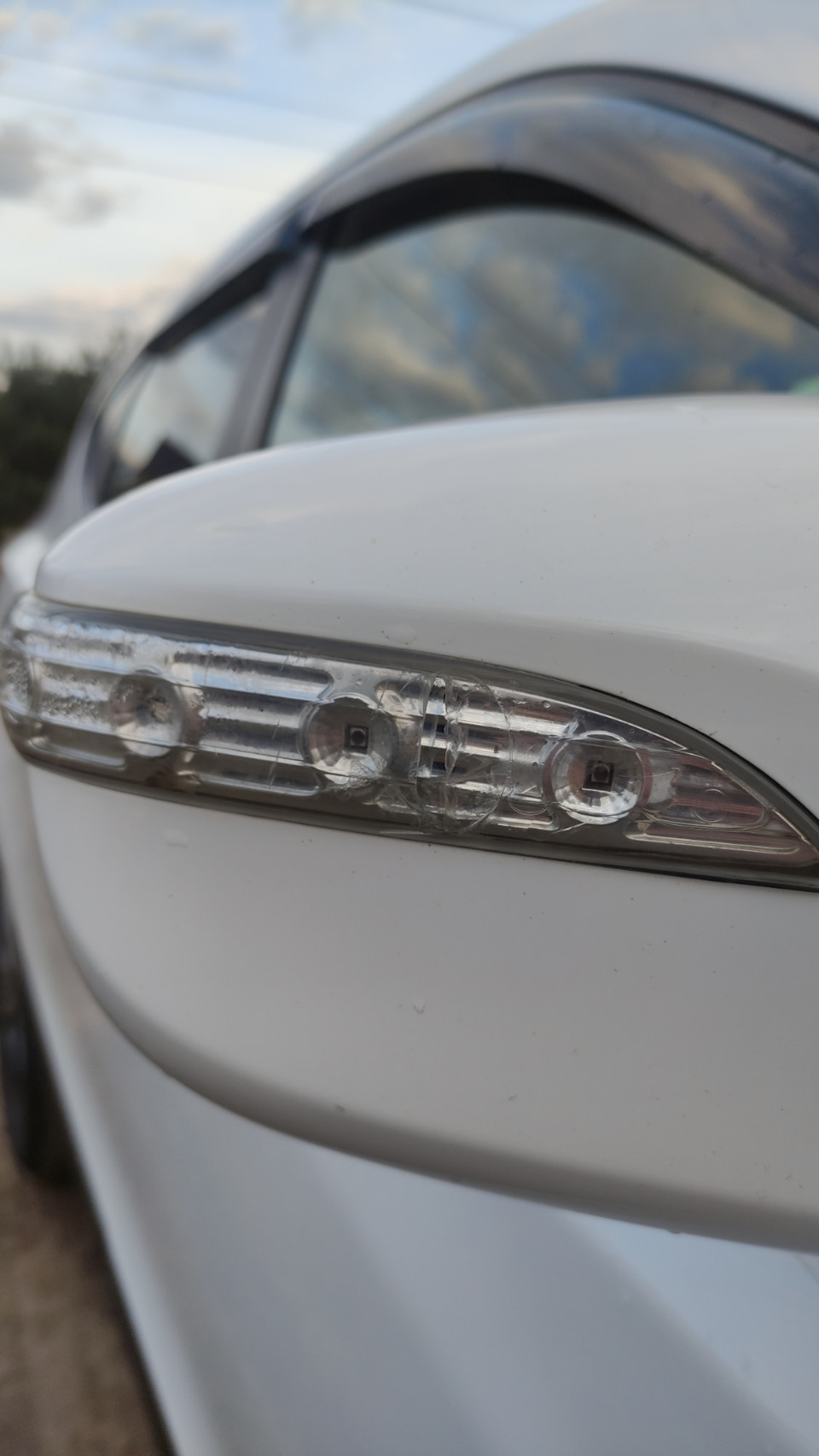 Повторитель поворота — Hyundai ix35, 2 л, 2015 года | своими руками ...