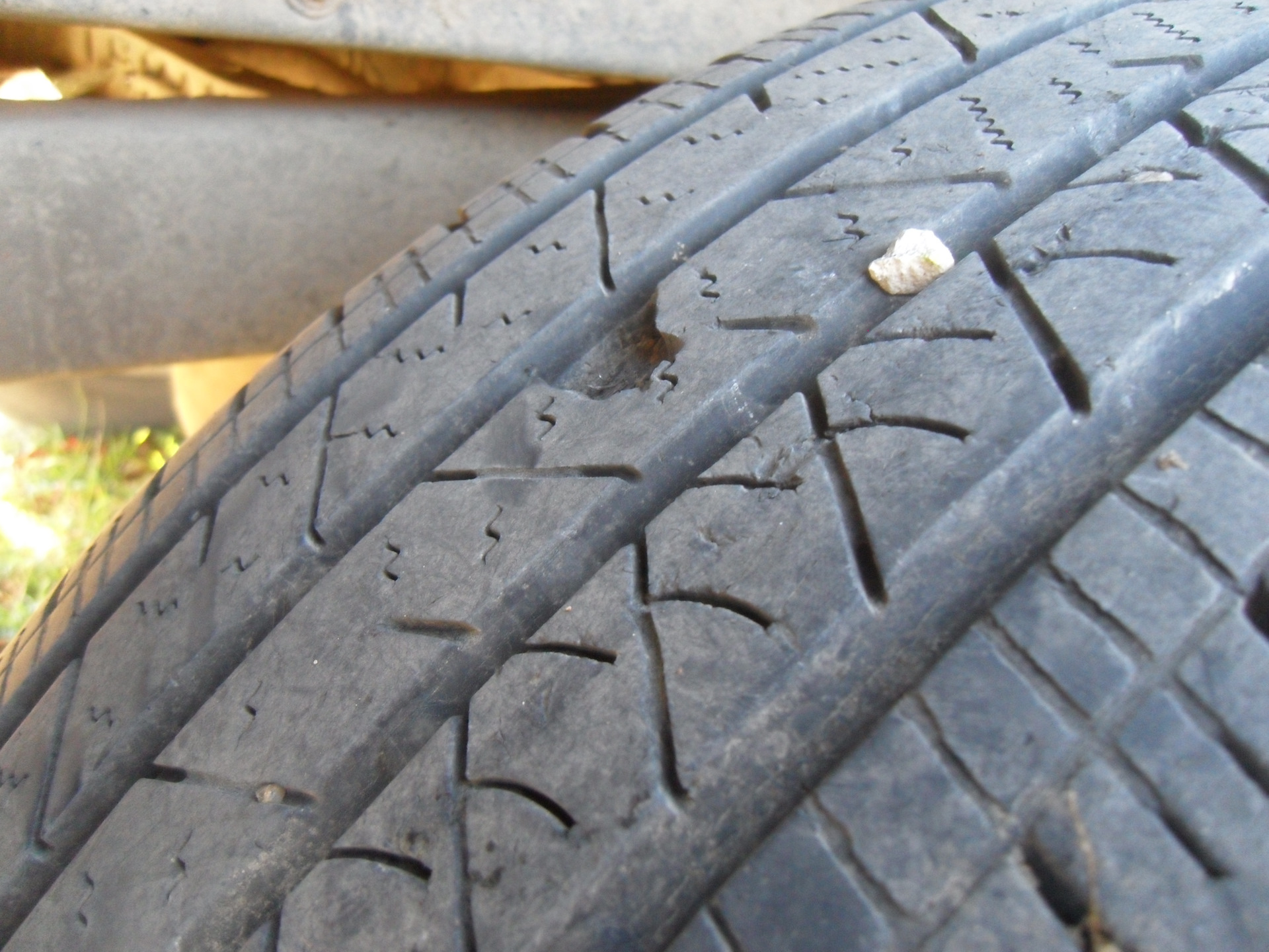 Штатные шины Continental ContiCrossContact LX Sport 245/60 R18 105H (Ч ...