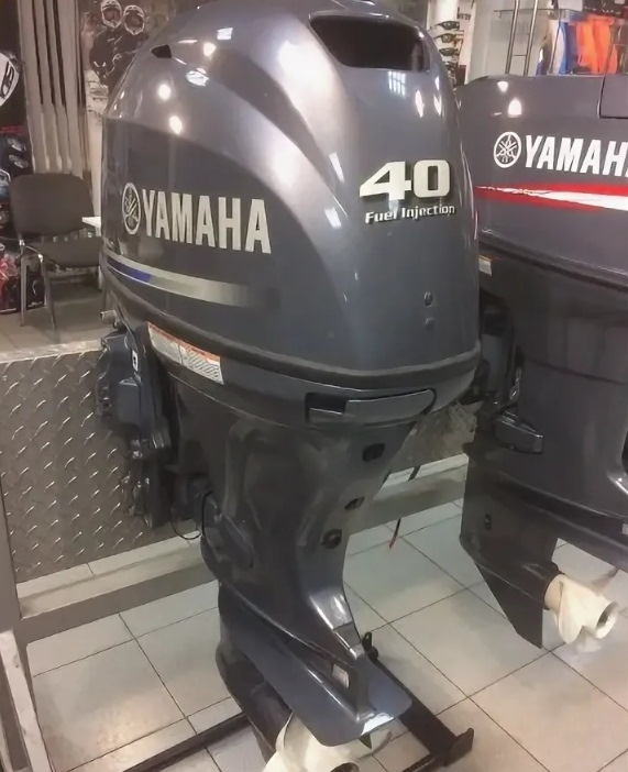 Ямаха бу купить в москве. Лодочный мотор Yamaha f40. Лодочный мотор Yamaha f40fets 40 л с. Лодочный мотор Ямаха 40 4-х тактный. Ямаха 50 4х тактный.