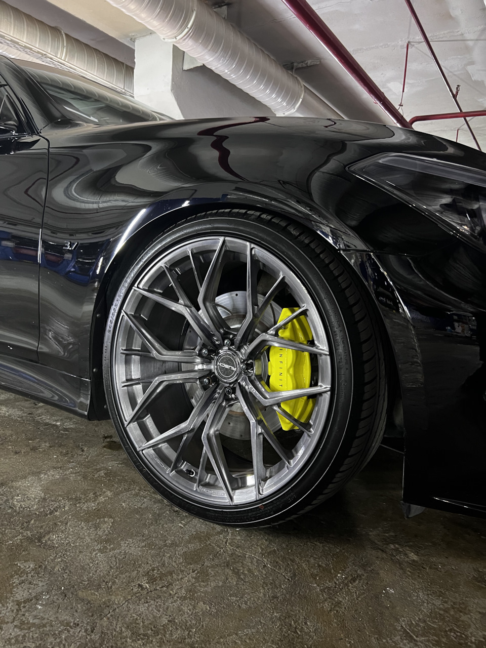 Убрали вмятину без покраски — Infiniti Q70, 3,7 л, 2015 года | кузовной ...