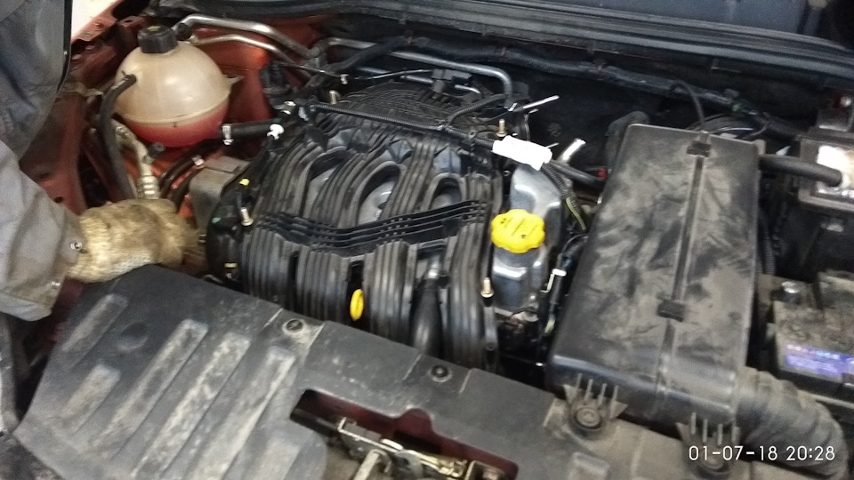 Фото в бортжурнале Lada Vesta SW Cross (1G). Запчасти на фото: 071820