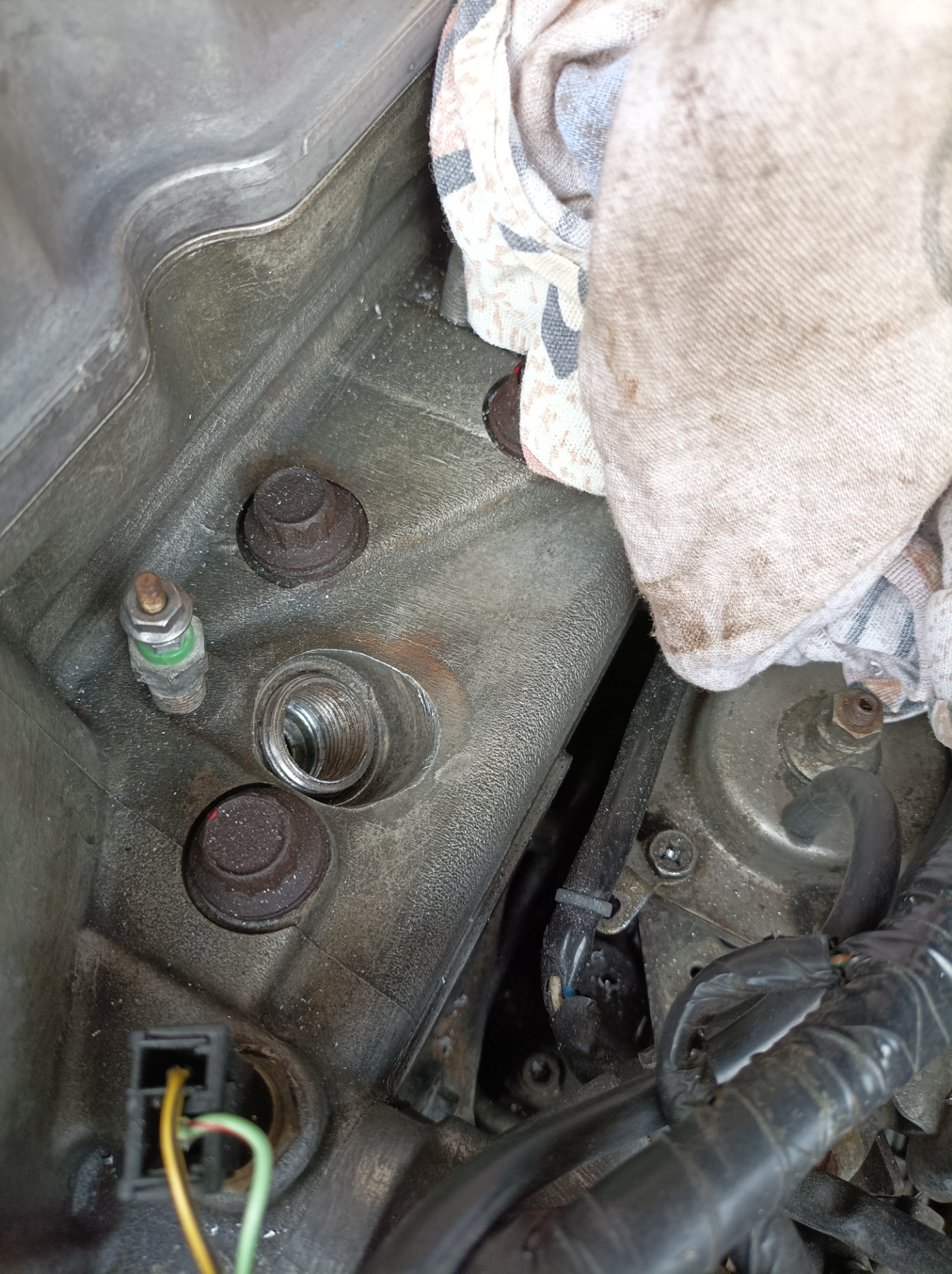 Ремонт посадочного места под форсунки — Mitsubishi Delica (L400), 2,8 л ...