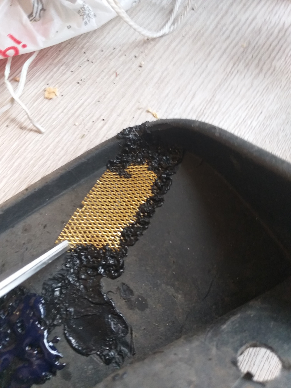 Склеил брызговик — Skoda Rapid (1G), 1,6 л, 2017 года | своими руками ...