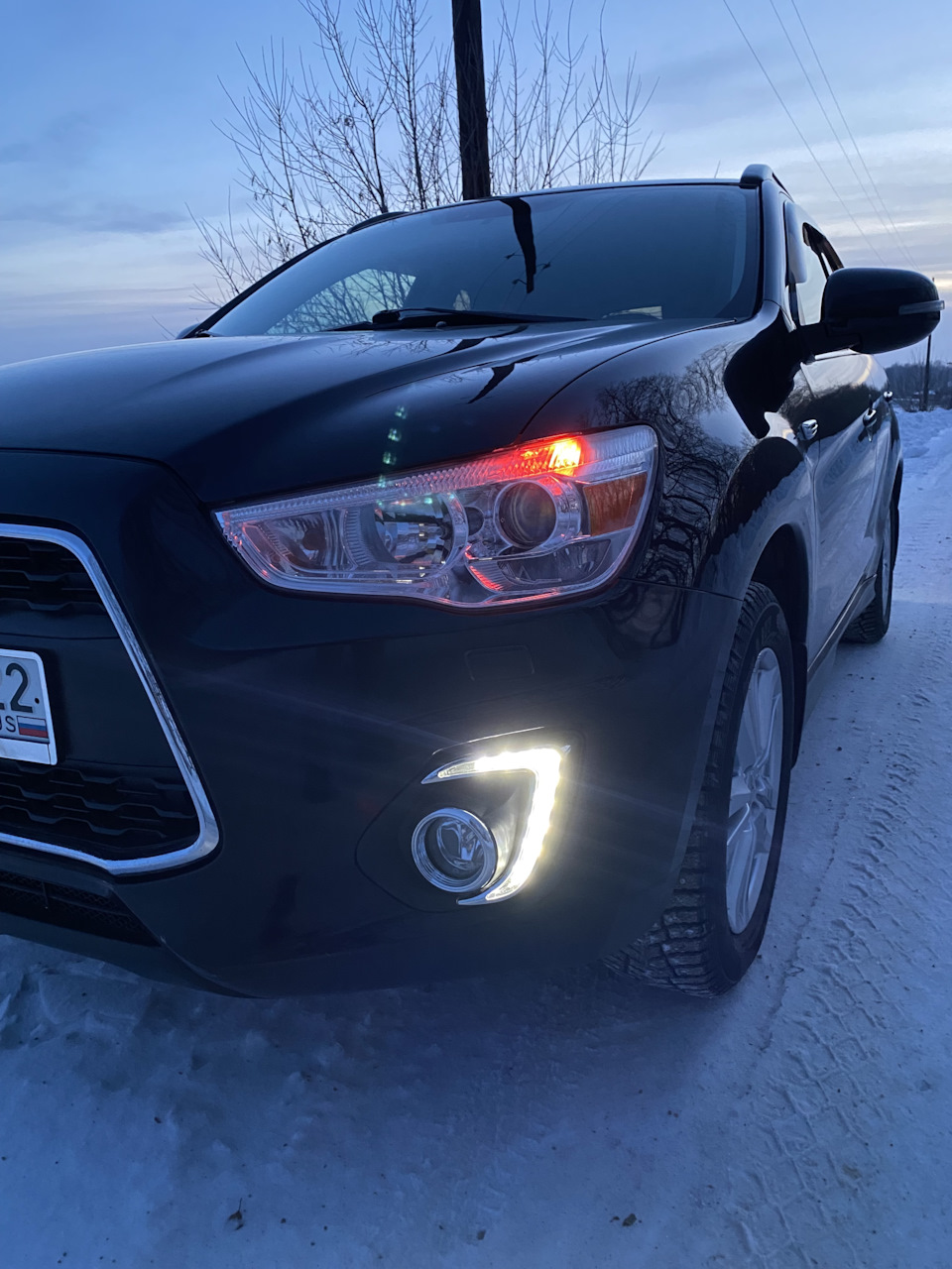 ДХО ему в бампер! — Mitsubishi ASX, 2 л, 2012 года | стайлинг | DRIVE2