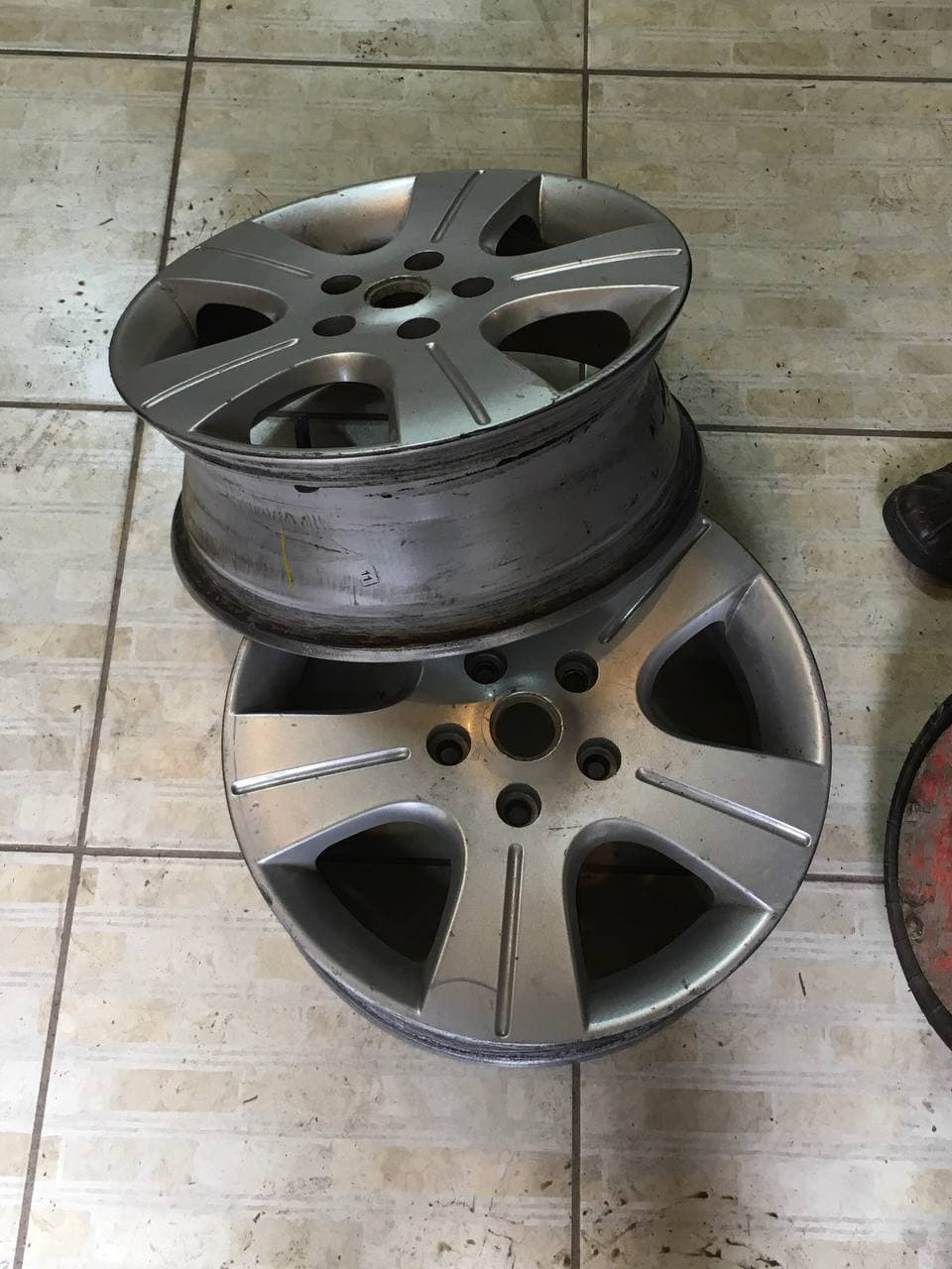 Прокатка легкосплавных дисков — FIAT Sedici, 1,6 л, 2006 года ...