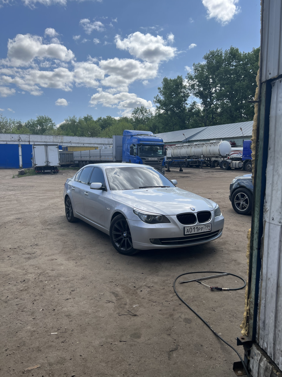 Радиаторы — BMW 5 series (E60), 2,5 л, 2008 года | другое | DRIVE2