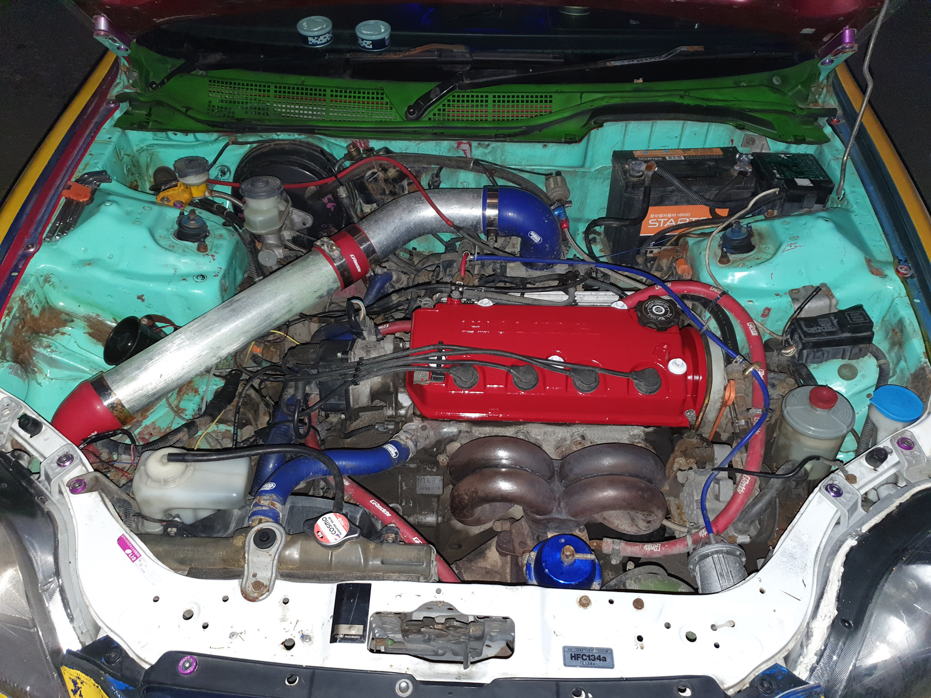 Покраска клапанной крышки, термостойкой краской. Незнаю почему, но ...