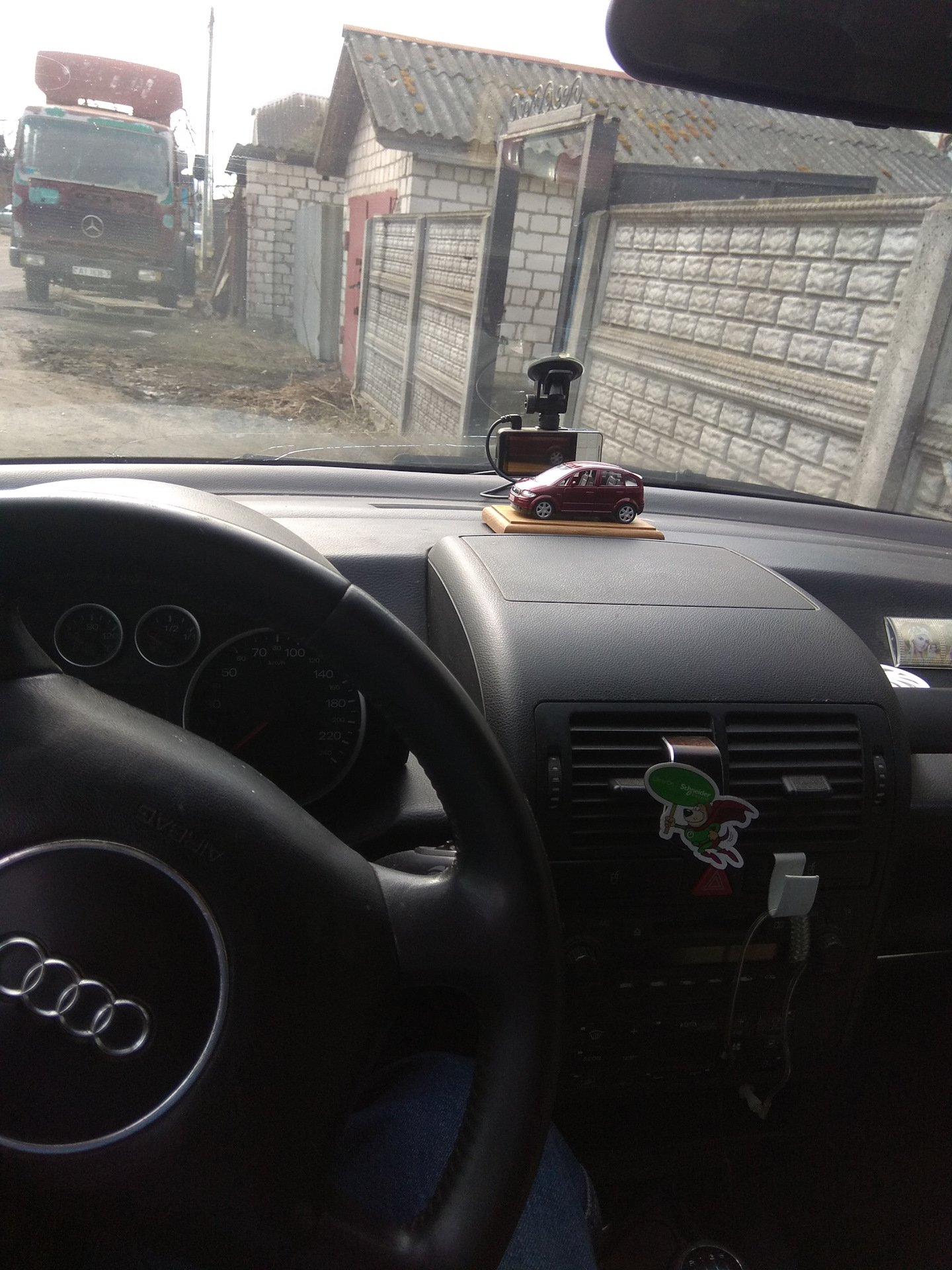 Ещё одна ауди А2 — Audi A2, 1,4 л, 2002 года | аксессуары | DRIVE2