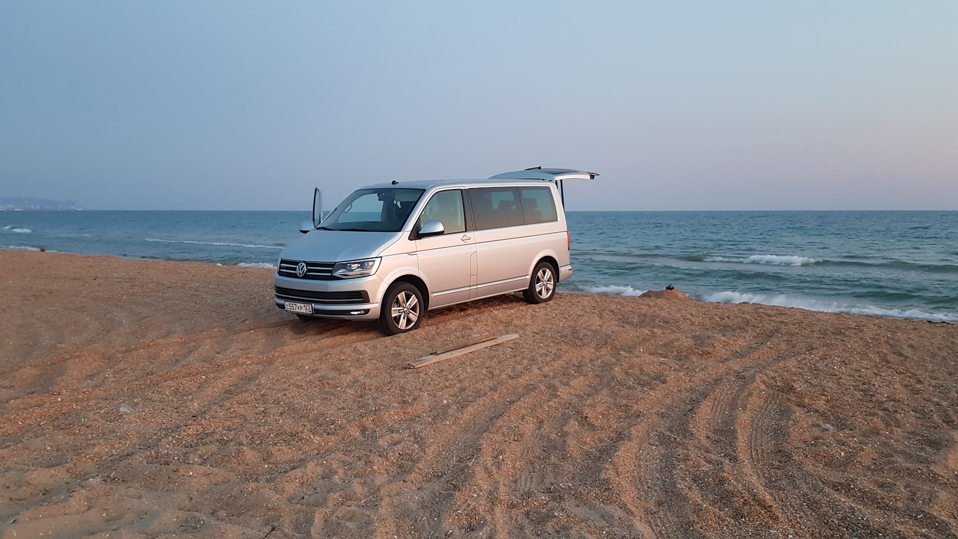 Фото vw t7