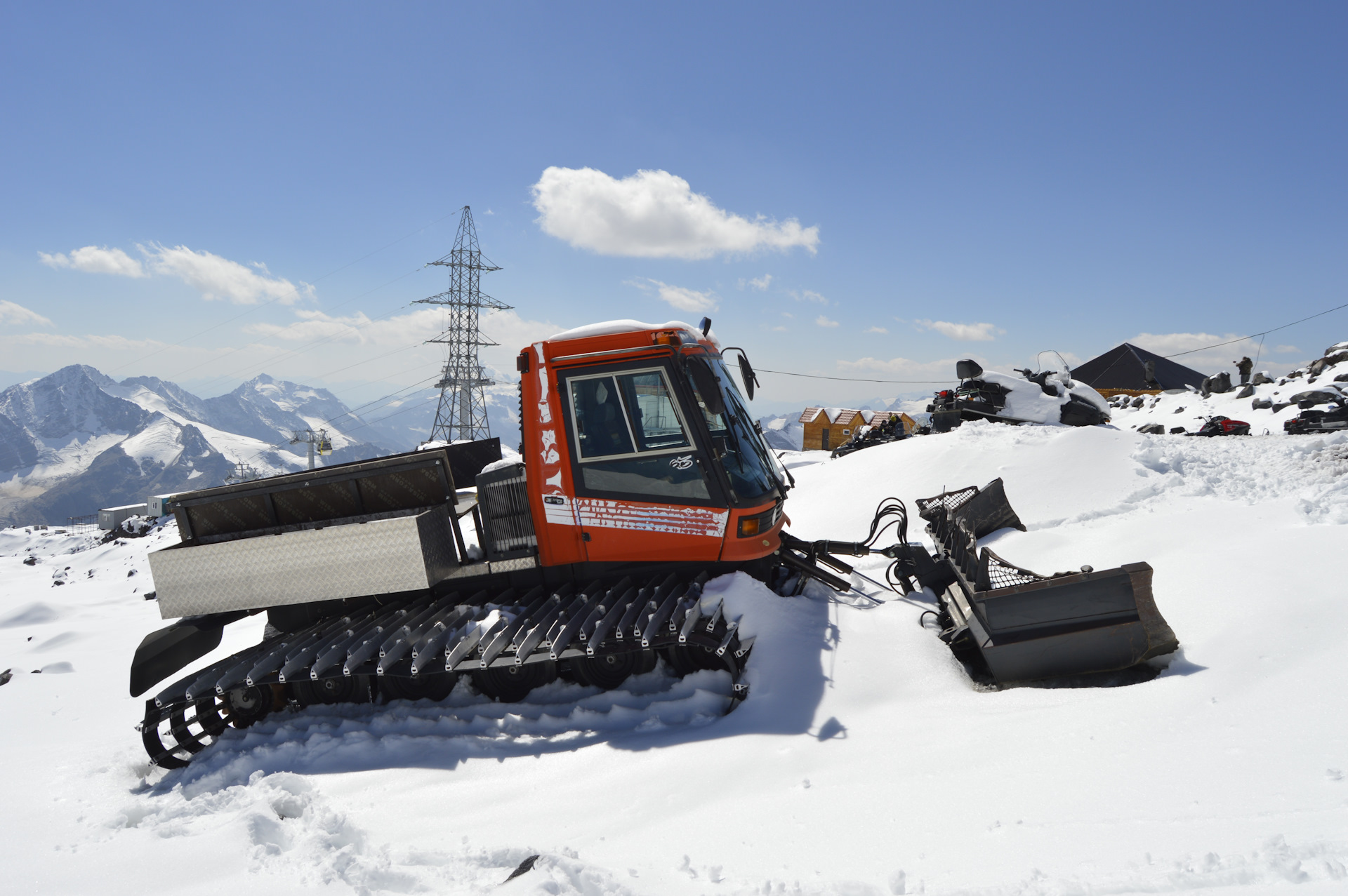 Ретрак-1221. Ретрак 92п. Ретрак нижний новгород. Ретрак нижний новгород. Ратрак prinoth husky.