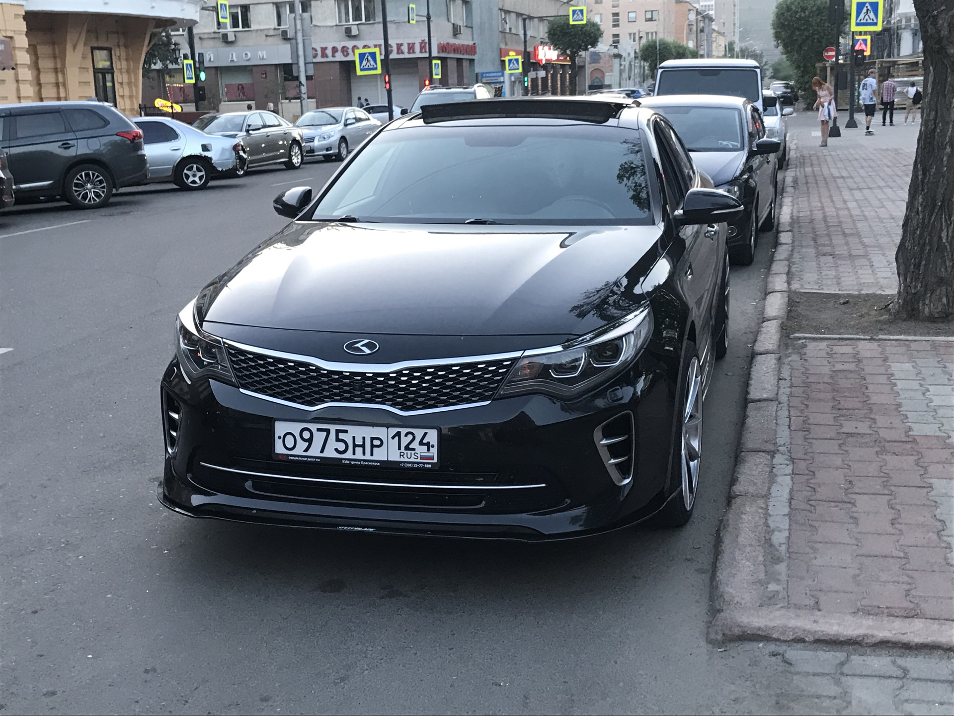 Kia Optima gt черная