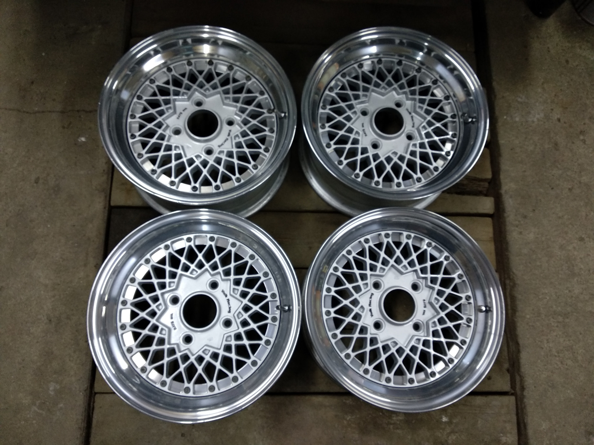 Диски пдв. Volk Racing Mesh r14. Rays Volk Racing Mesh. Диски rays Volk Racing Mesh. Rays Volk super Mesh r14.