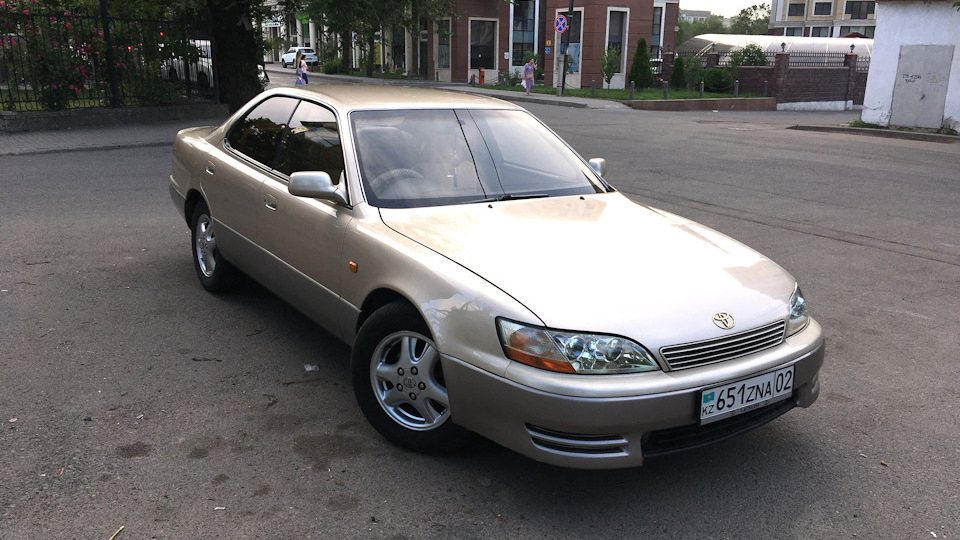 Тойота виндом 10. Toyota Windom vcv10. Toyota Windom 10. Тойота Виндом 10 кузов. Toyota Windom 1992.