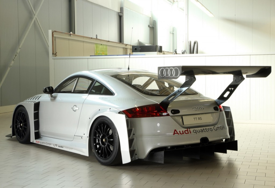 2010 Audi TT RS VLN Coupe Typ (8J) Präsentationsmodell