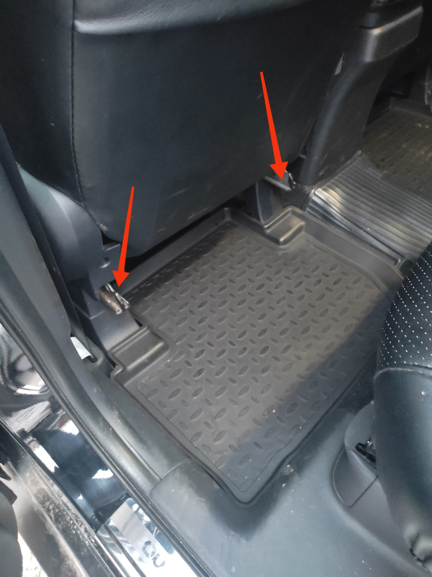 Эх, Аутлендер😞 — Mitsubishi Outlander (3G), 2 л, 2013 года | наблюдение ...