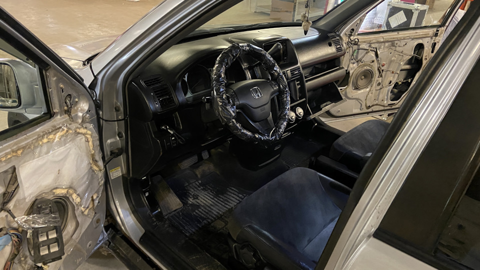 Руль на старый менять не стал, вот так его упаковал, думаю норм — Honda CR-V (RD4/RD5/RD6/RD7)