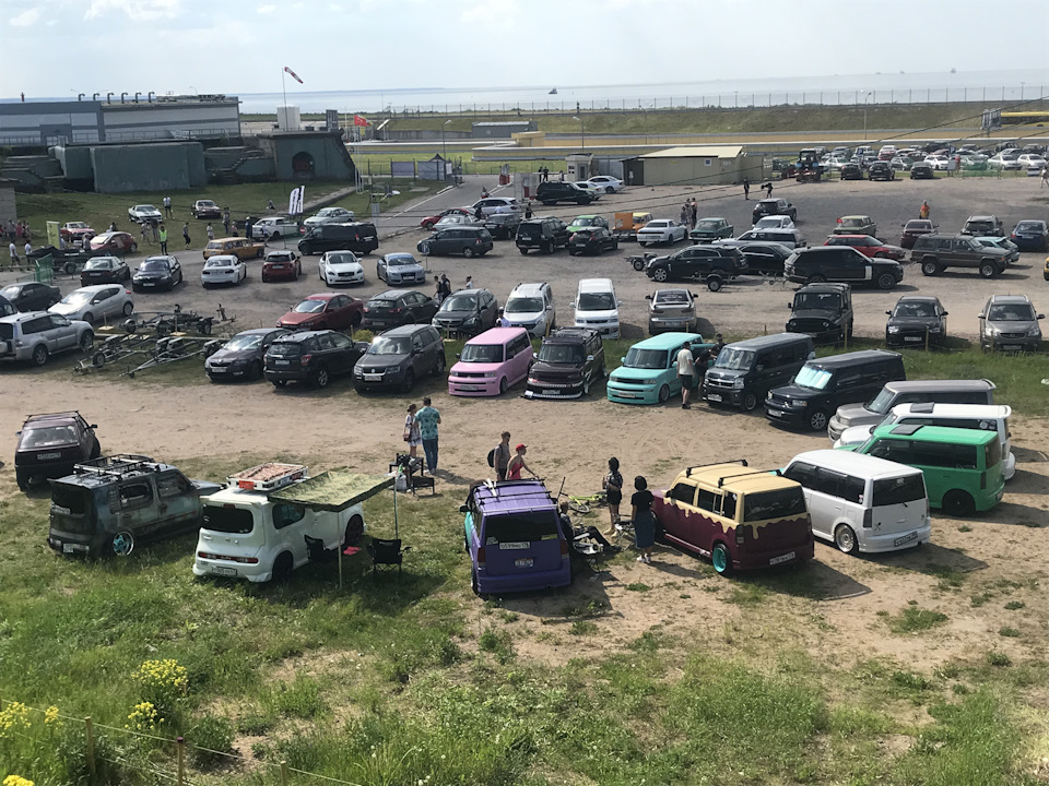 Лето у нас — Toyota bB (NCP30), 1,5 л, 2001 года | стайлинг | DRIVE2