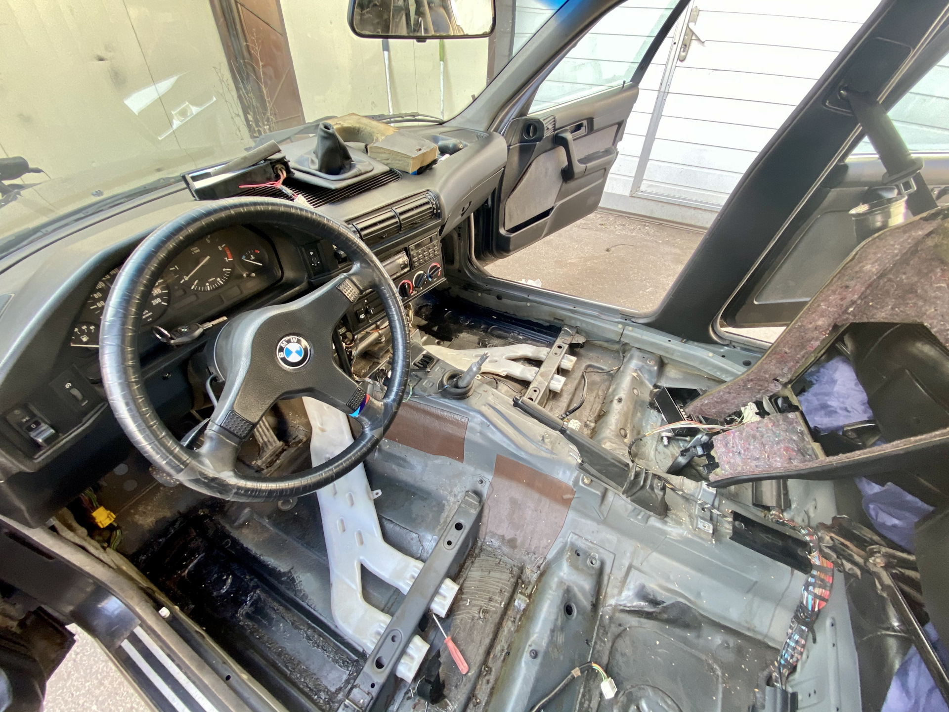 Химчистка салона е34 — BMW 5 series (E34), 2 л, 1991 года | мойка | DRIVE2