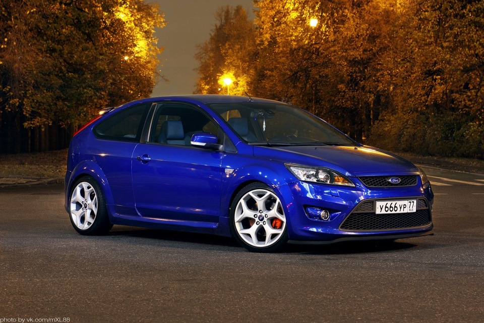 Ford Focus 2 синий