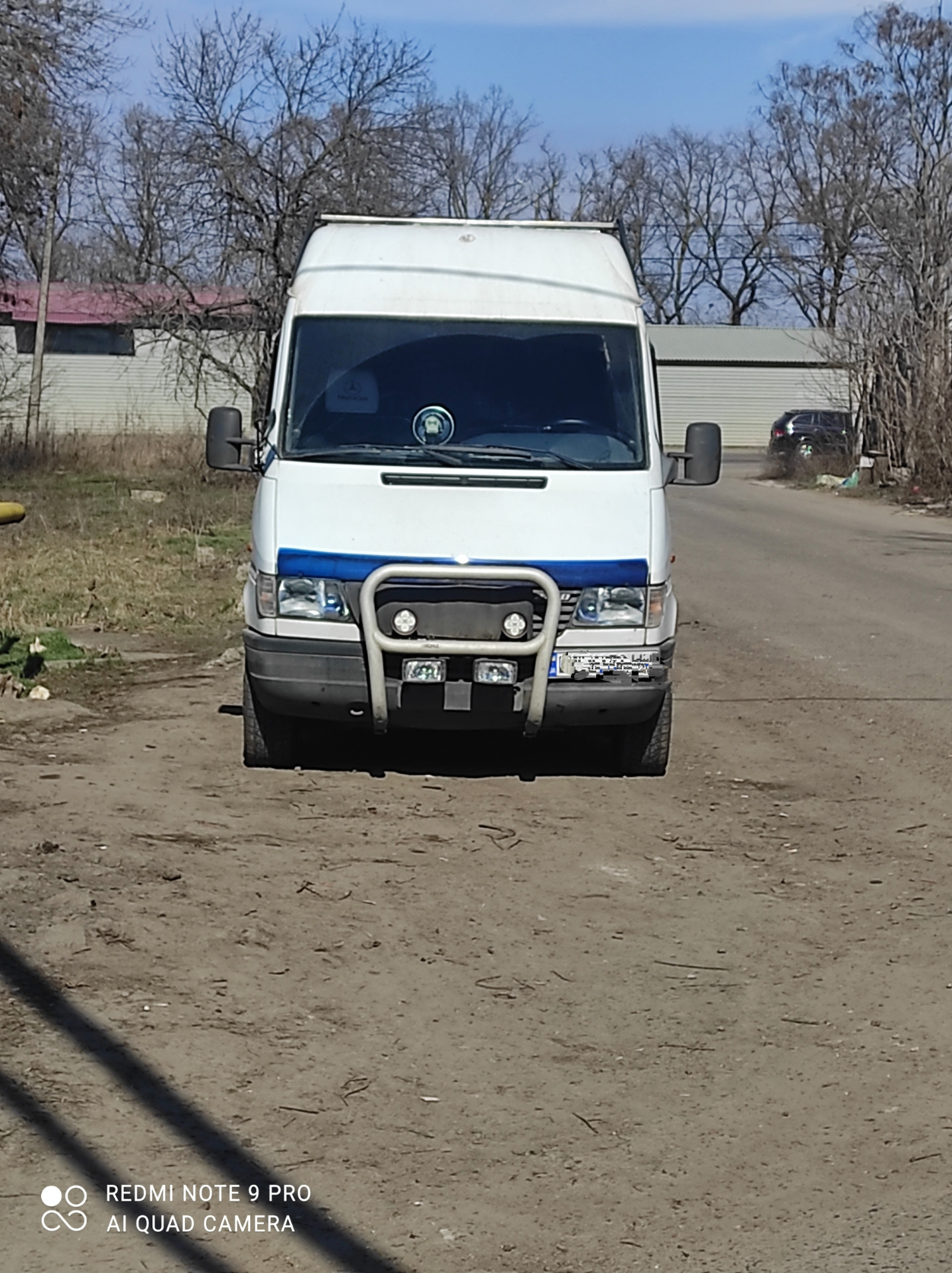 УСТАНОВИЛ КОЗЫРЕК НА МЕРСЕДЕС СПРИНТЕР — Mercedes-Benz Sprinter (1G), 2 ...