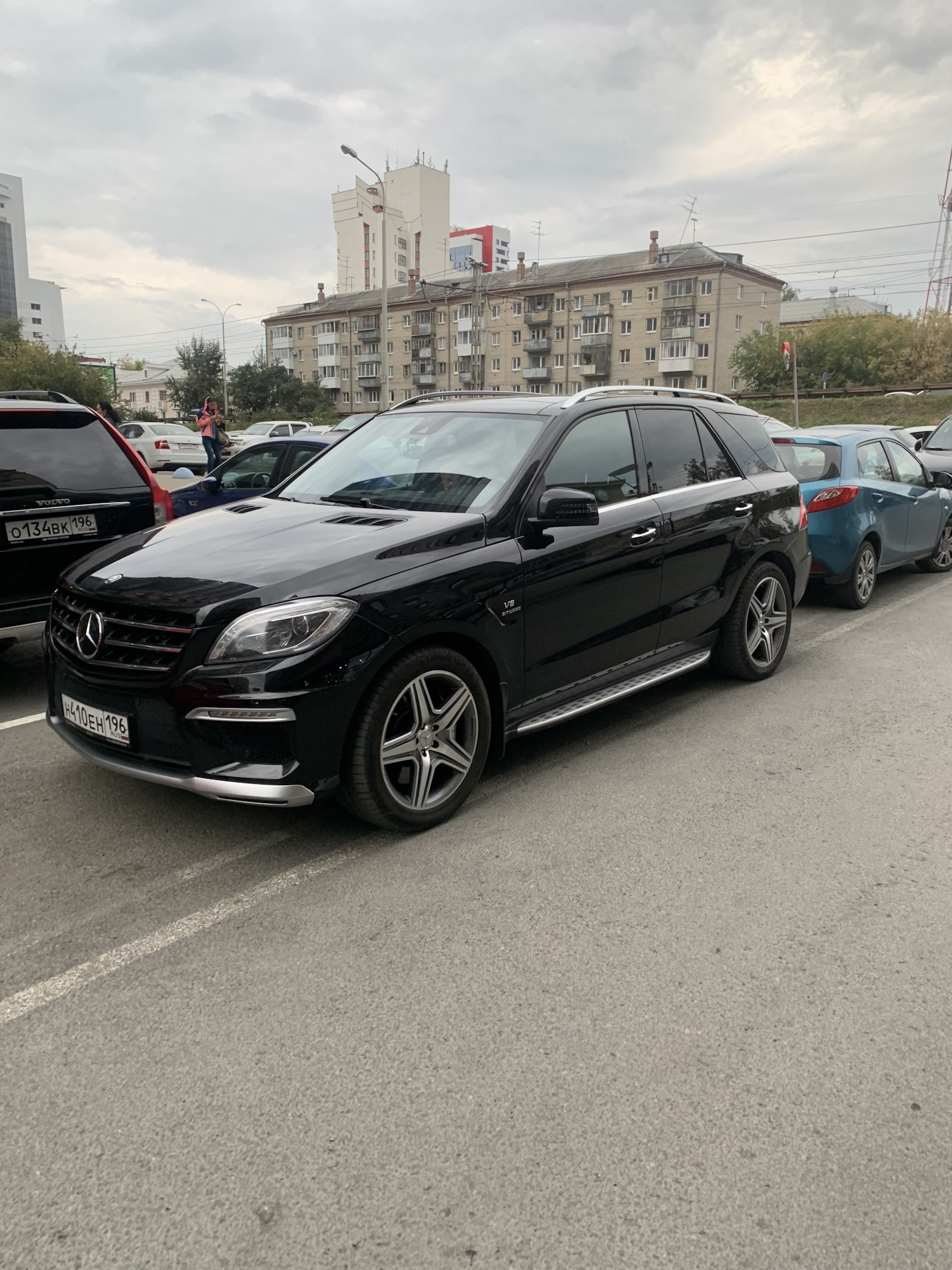 Ml вопросы. W166 антихром. Ml 63 AMG w166 серый мат, антихром. Антихром мл 2013. Мл166 антихром фото