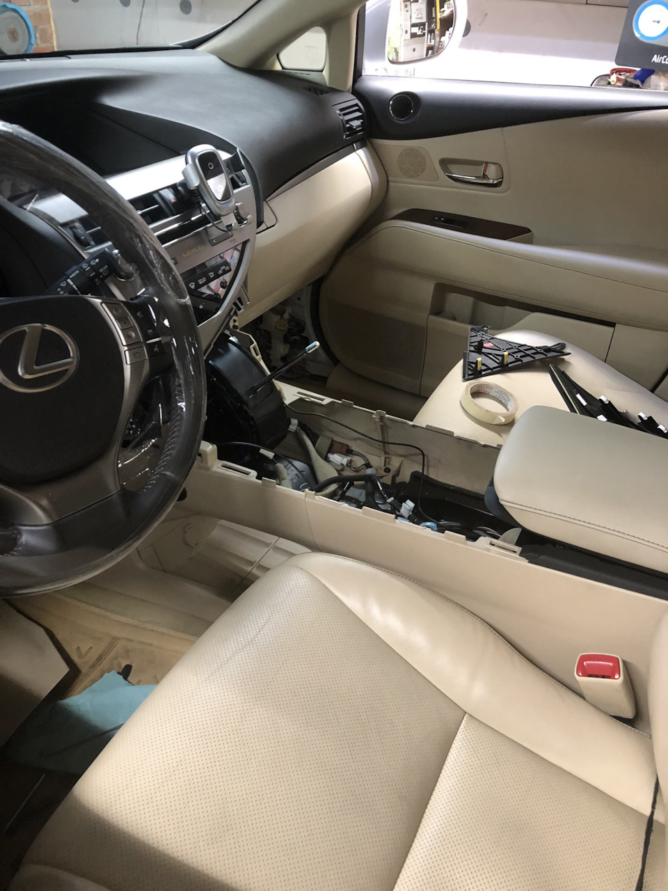 Держатель для телефона — Lexus RX (3G), 2,7 л, 2012 года | аксессуары |  DRIVE2