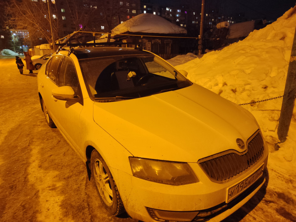 Багажник на крышу — Skoda Octavia A7 Mk3, 1,2 л, 2013 года | тюнинг ...