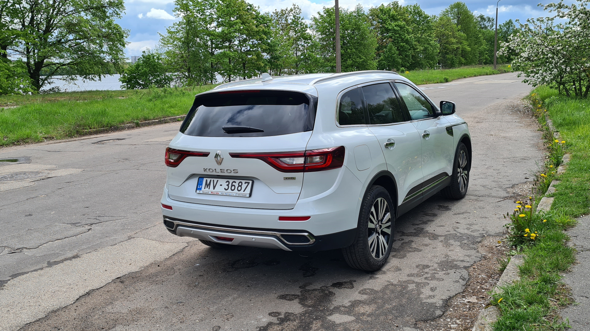 Renault KOLEOS 2 Рестайлинг. Рено Колеос 2 габариты.