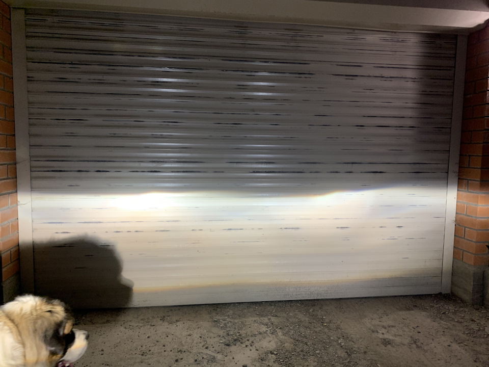 Как заменить лампочку в фаре Range Rover l405 — Land Rover Range Rover ...