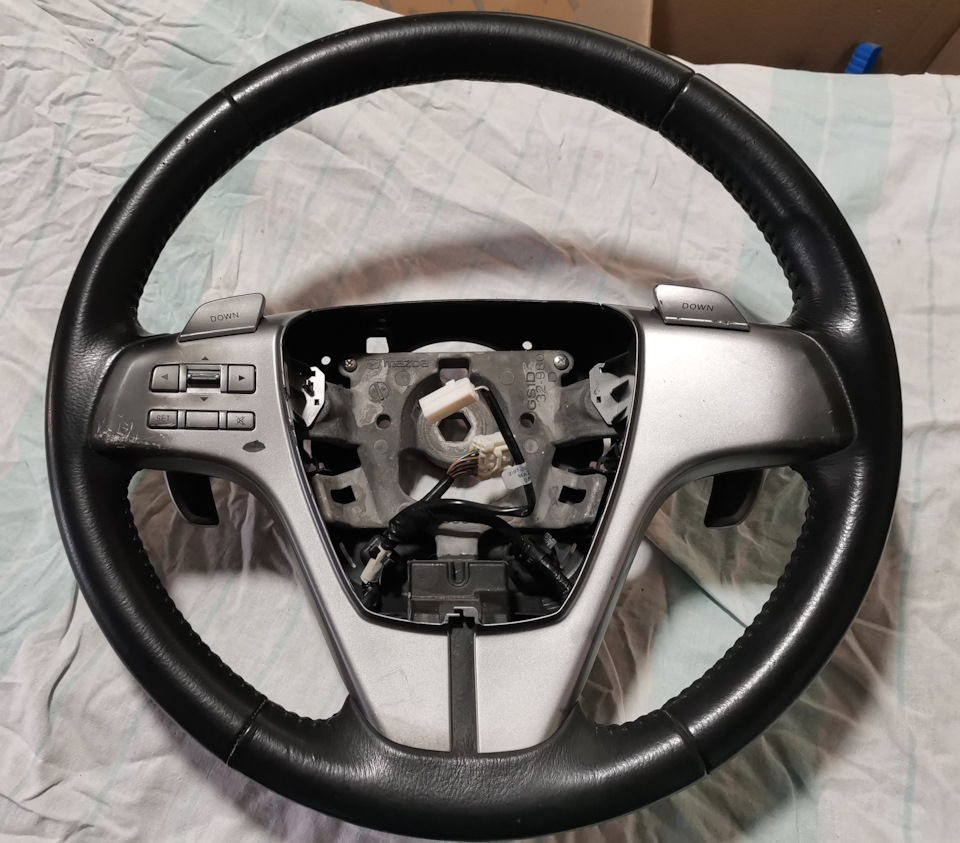 Руль на Мазда 6 GH c лепестками на Mazda 6 (2G) GH. Б/у | 3 000 ₽ в ...