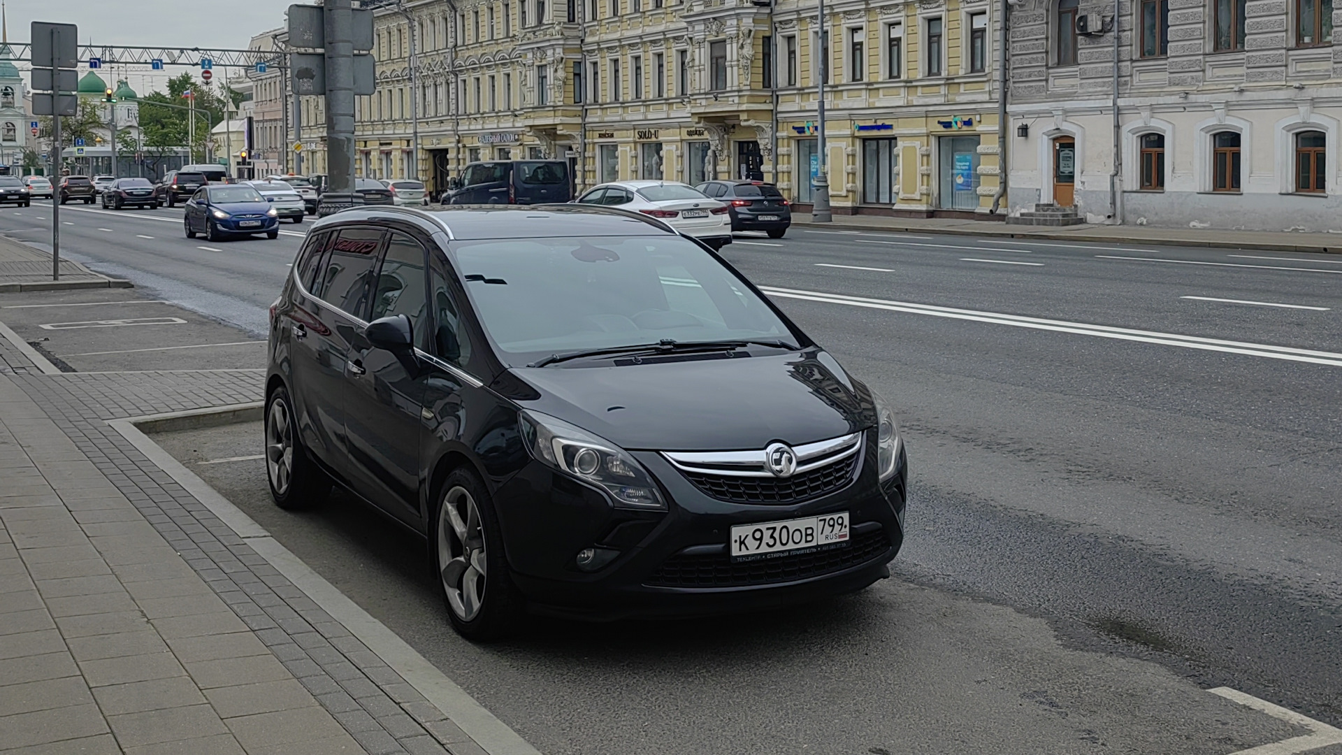 Opel Zafira Tourer 1.4 бензиновый 2013 | Black metal lll на DRIVE2