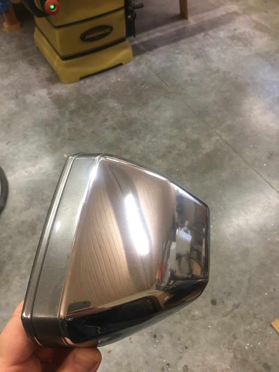 правое зеркало собственной персоной — Toyota Crown (S120)