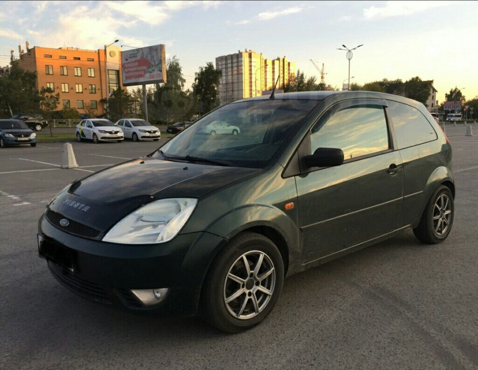 Немного об авто) — Ford Fiesta (Mk V), 1,4 л, 2005 года | просто так ...