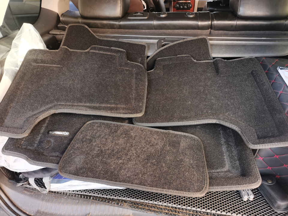 Задние ковры — Jeep Grand Cherokee (WK)