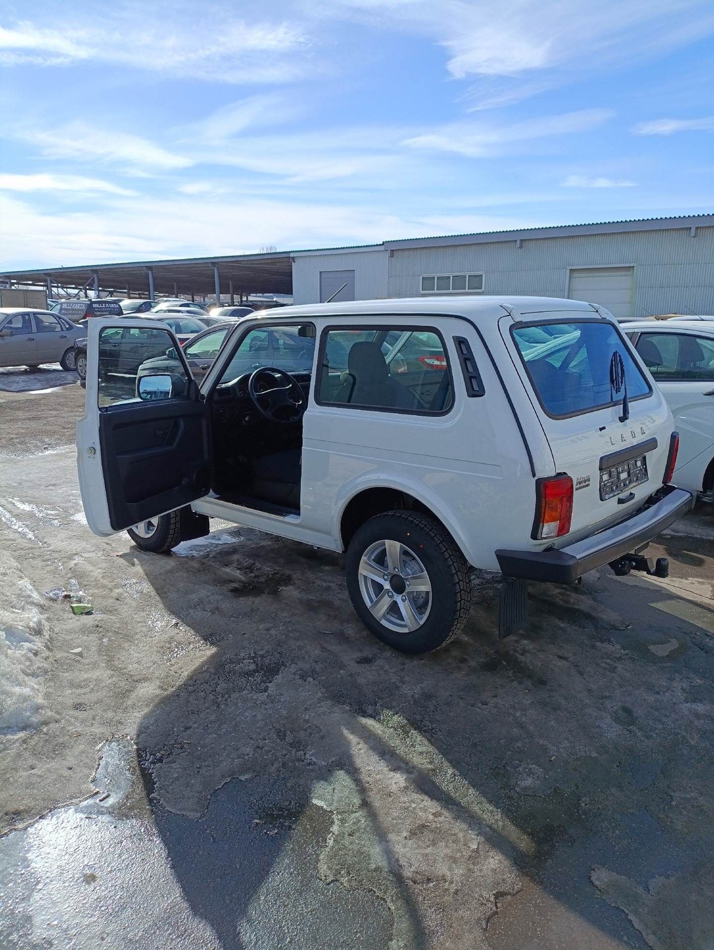 Как я купил Ниву там где её сделали. — Lada 4x4 3D, 1,7 л, 2024 года | покупка  машины | DRIVE2