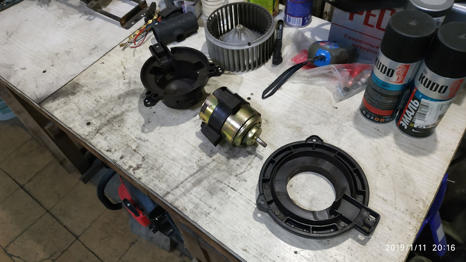 Фото в бортжурнале KIA Sorento (1G). Запчасти на фото: 2019111