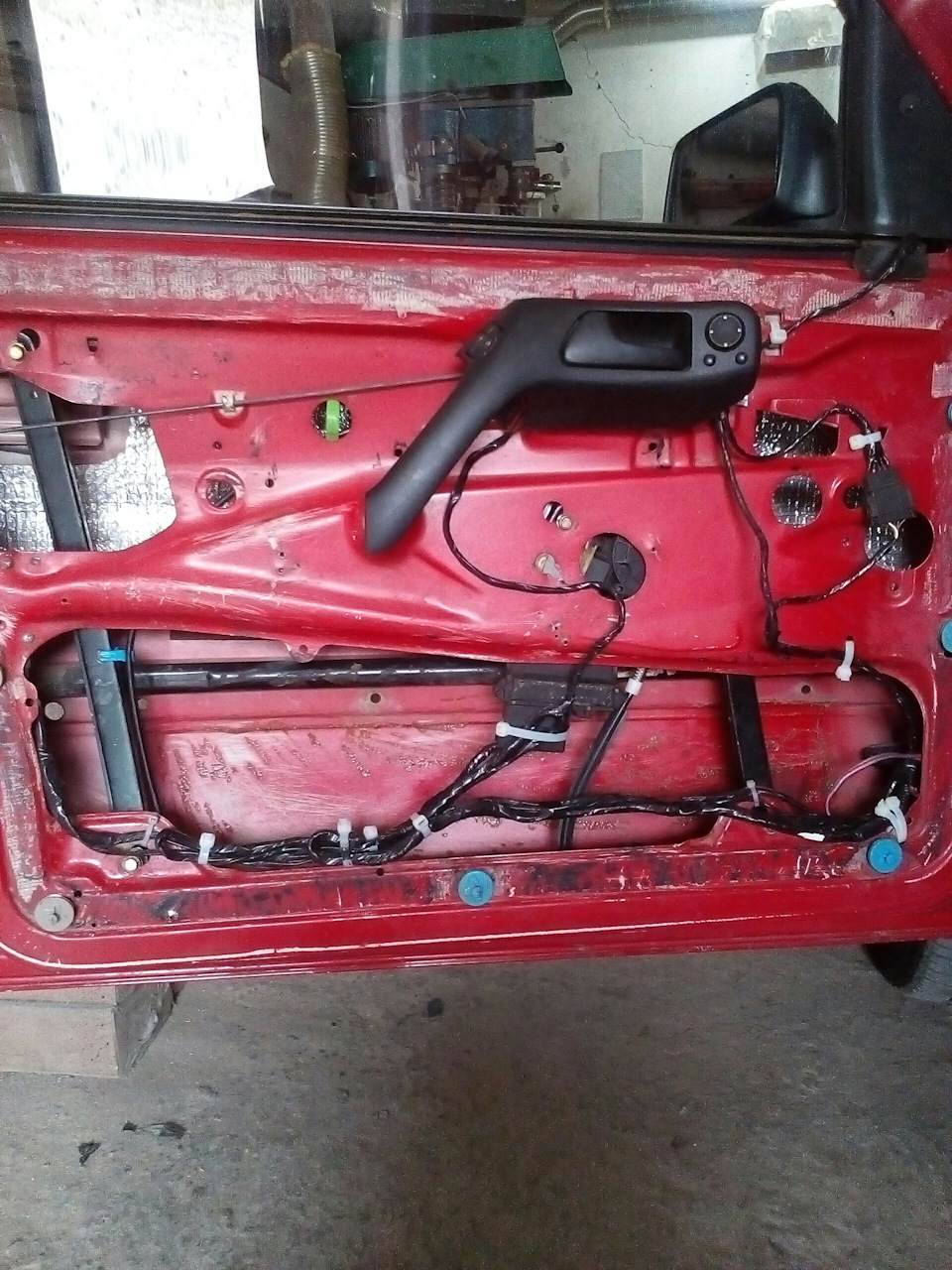 Доводим до ума дверные карты и двери — Volkswagen Golf Mk3, 1,8 л, 1992