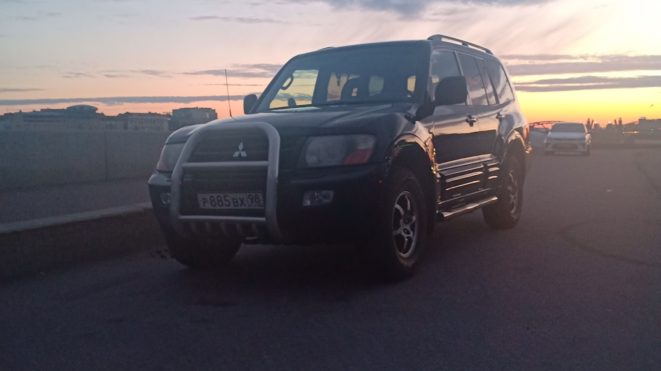 Mitsubishi Montero Семейный сарайчик