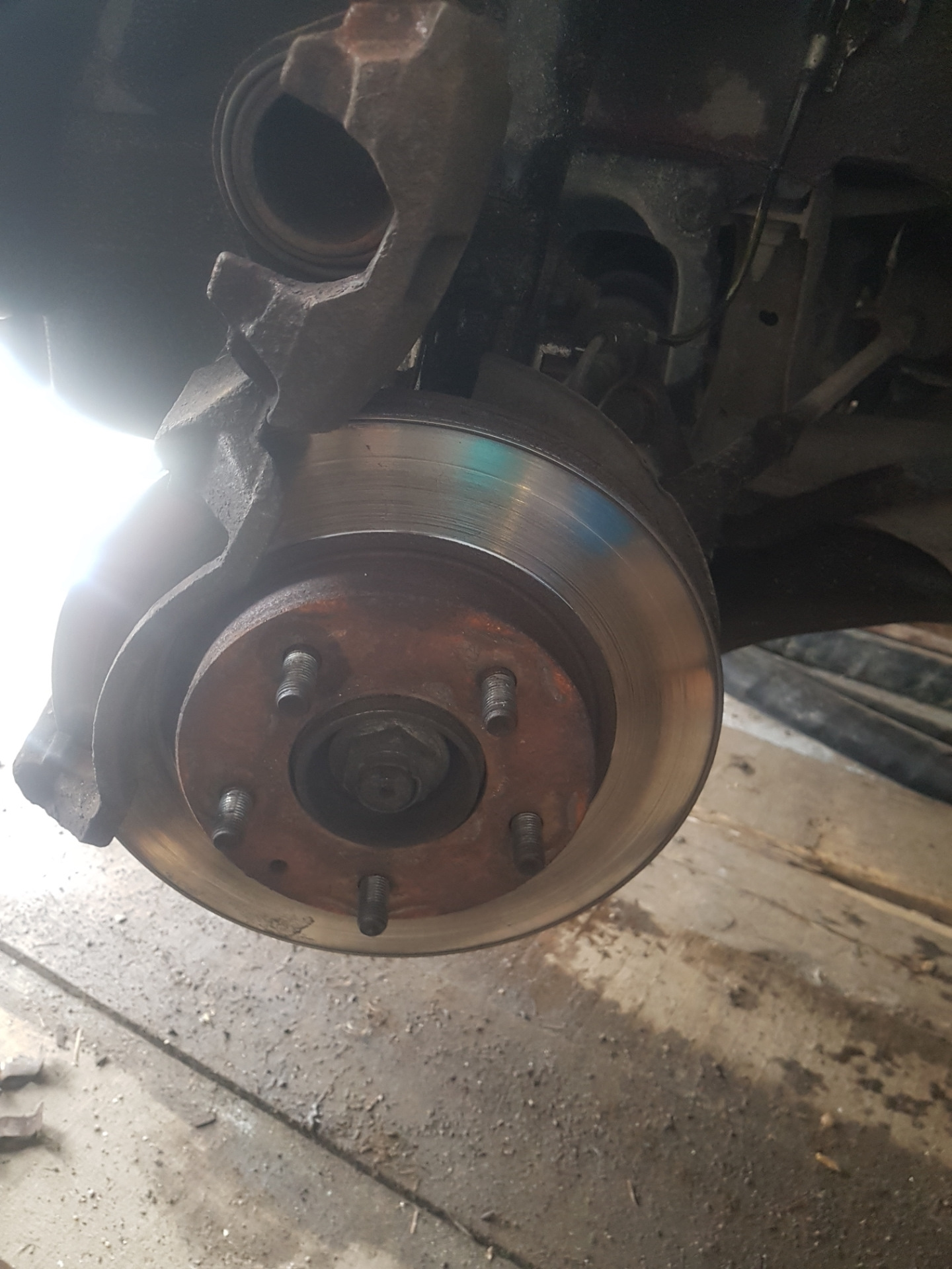 Замена передних тормозных колодок мазда 626 ge — Mazda 626 IV (GE), 2 л ...