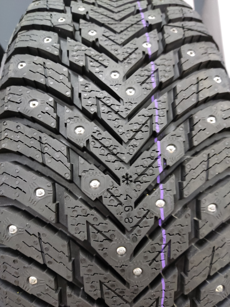 #2.Зимняя резина Hakkapeliitta 10p SUV 215/65 R16 102T XL — Renault ...