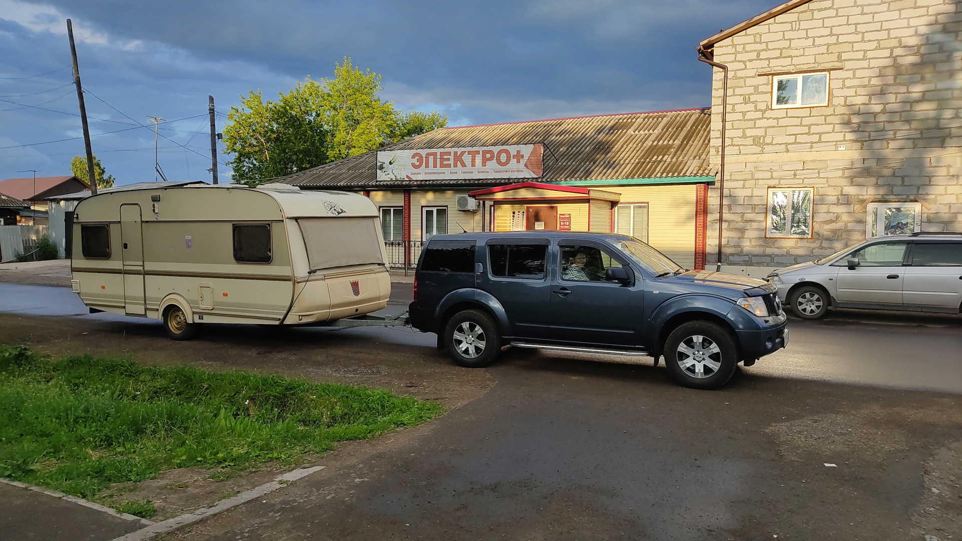 Размяли ножки перед отпуском, да шумки чуток в задок))) — Nissan Pathfinder  (3G), 2,5 л, 2006 года | своими руками | DRIVE2