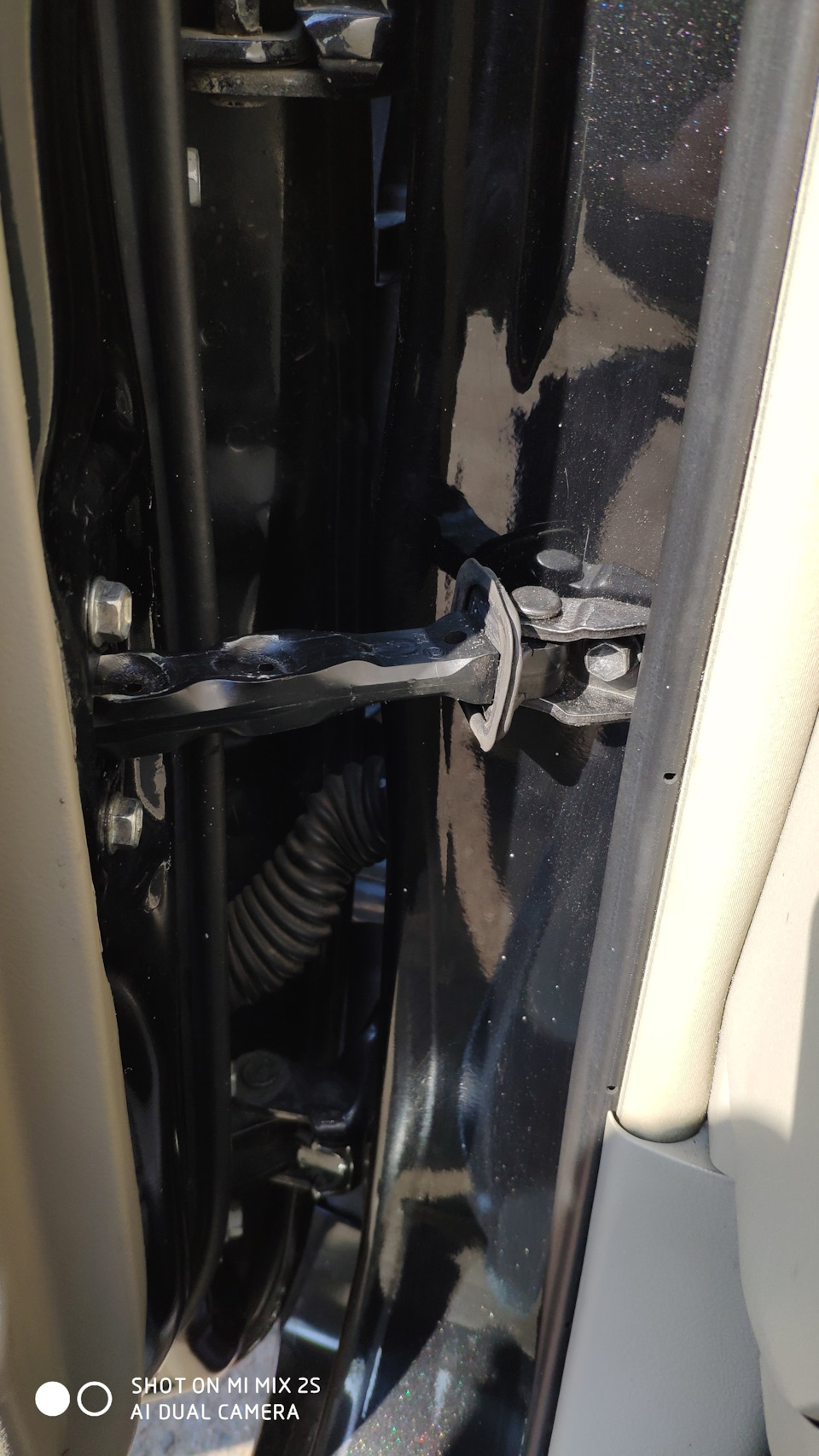 Ограничитель дверей от VAG — Toyota Corolla (140/150), 1,6 л, 2008 года ...