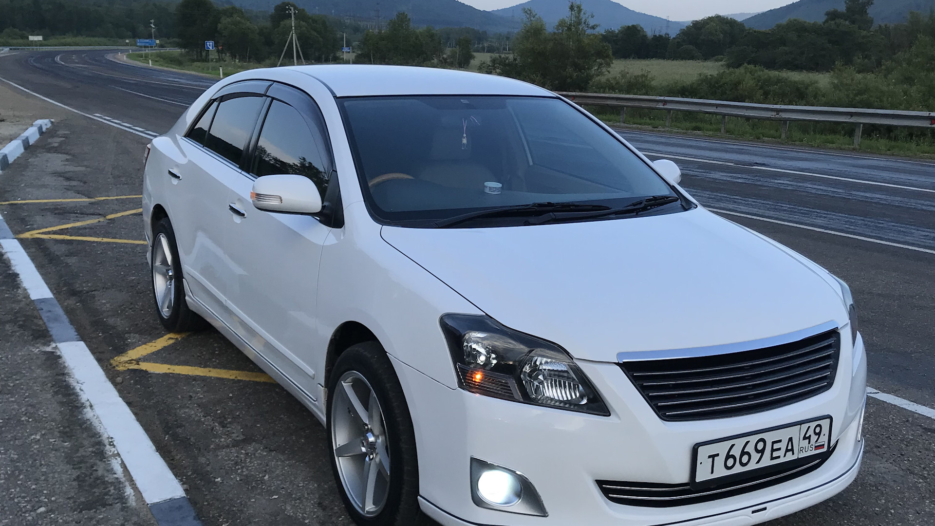 Toyota Premio 260